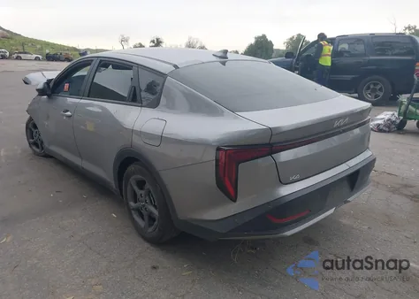 2025 Kia K4 Lxs from USA, damaged, VIN 3KPFT4DE6SE149036